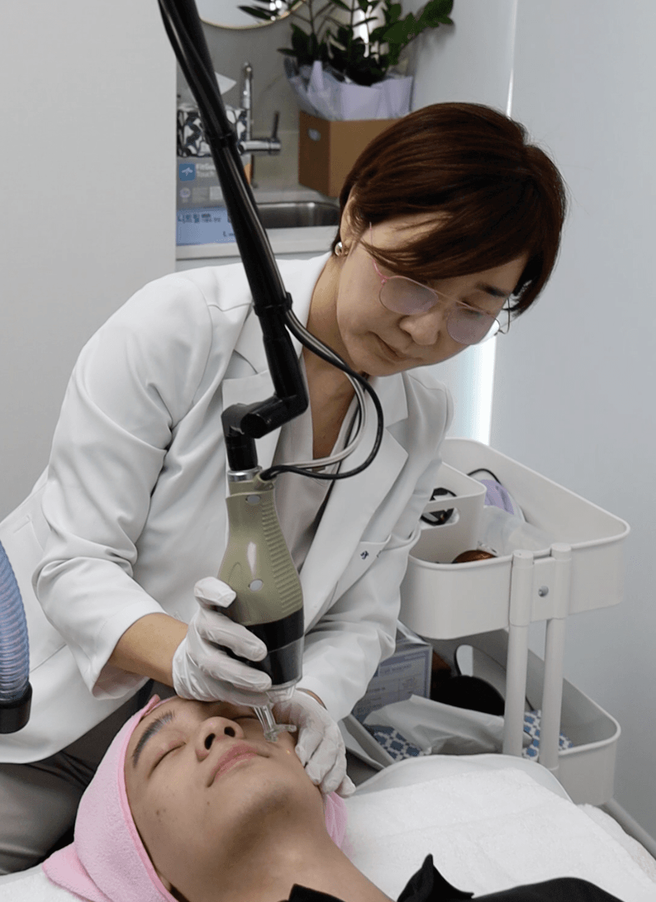 Fotona StarWalker laser treatment at Smile Well Coquitlam