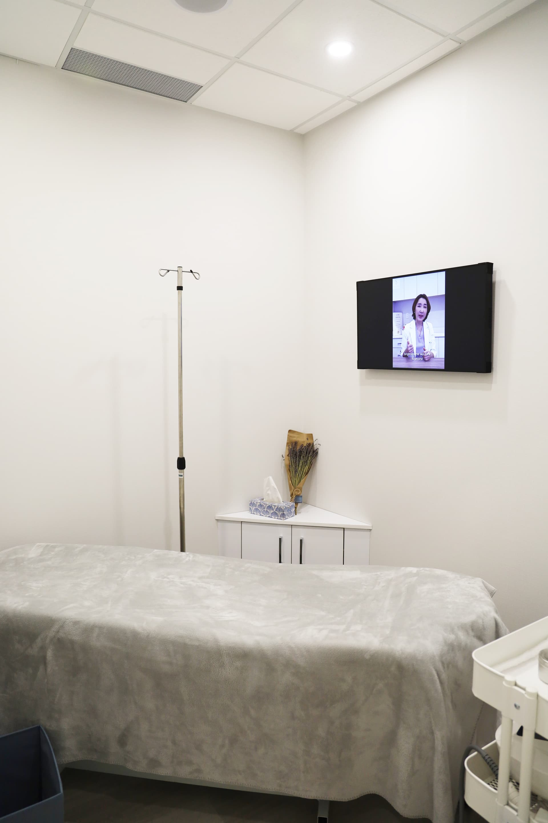 IV vitamin therapy at Smile Well Medical Spa Coquitlam